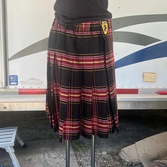 Sport Kilt made in the USA. Firefighter tartan. Traditional look, modern fabric - Picture 1 of 9